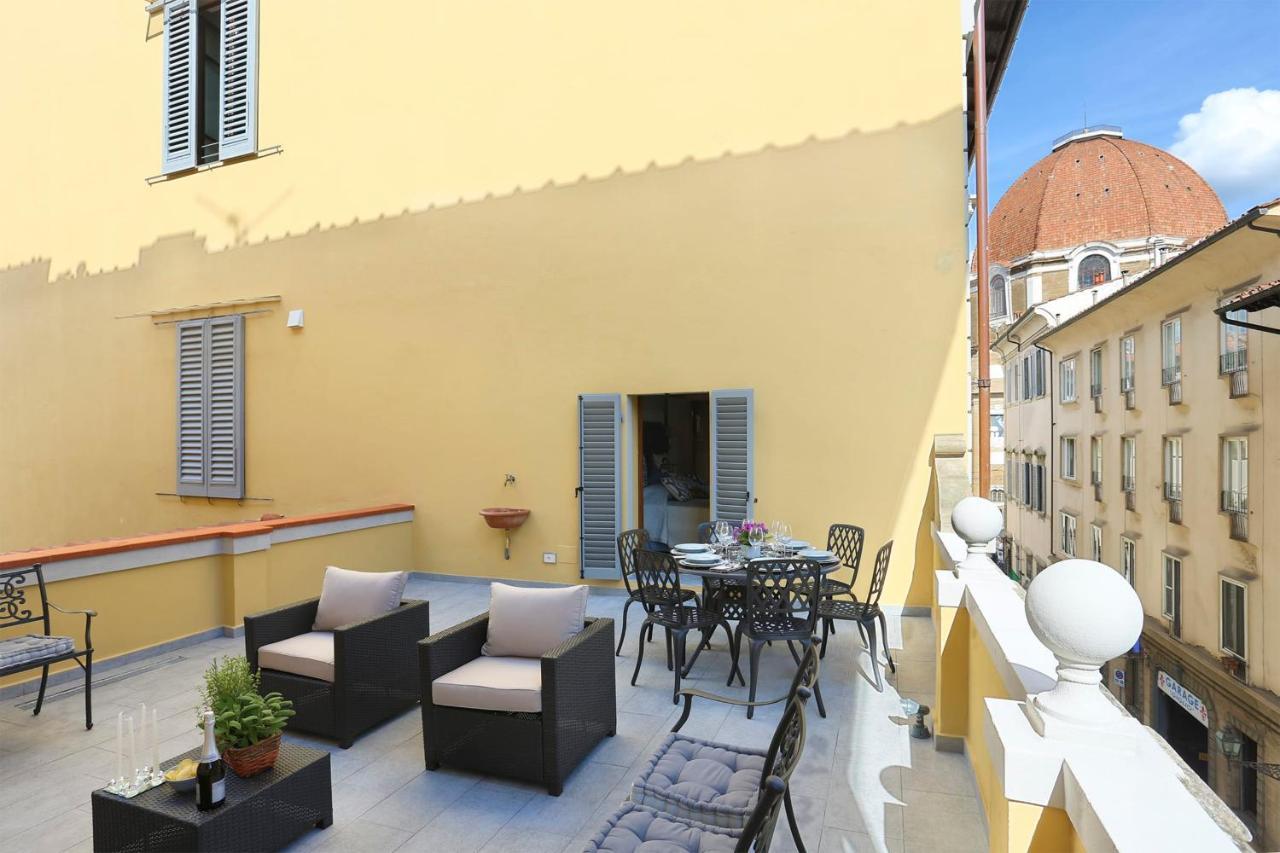 Design Apartment In The Heart Of Florence - Hosted By Sweetstay المظهر الخارجي الصورة