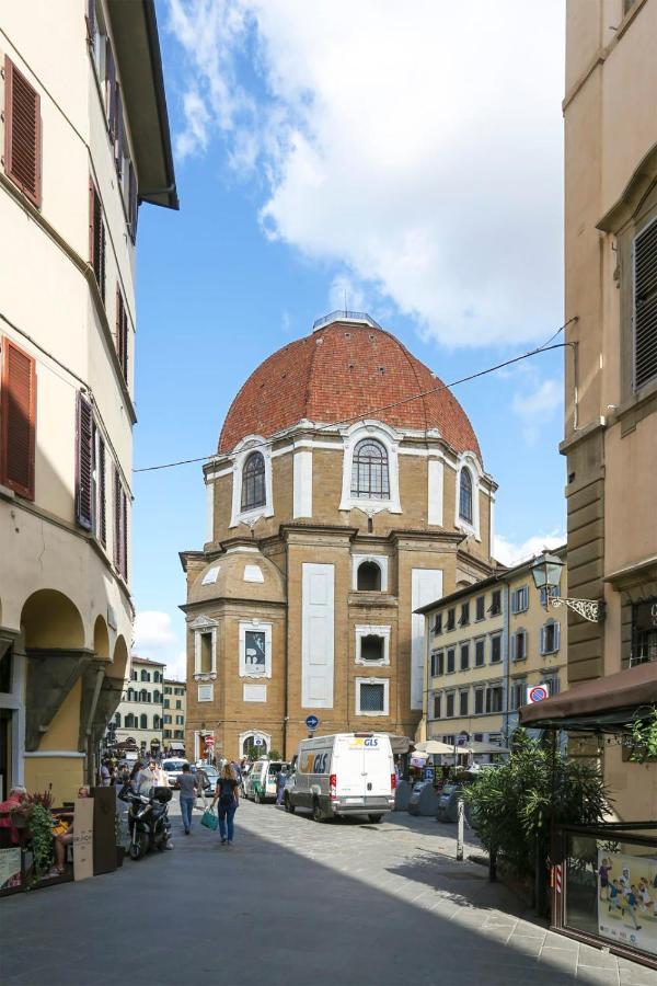 Design Apartment In The Heart Of Florence - Hosted By Sweetstay المظهر الخارجي الصورة