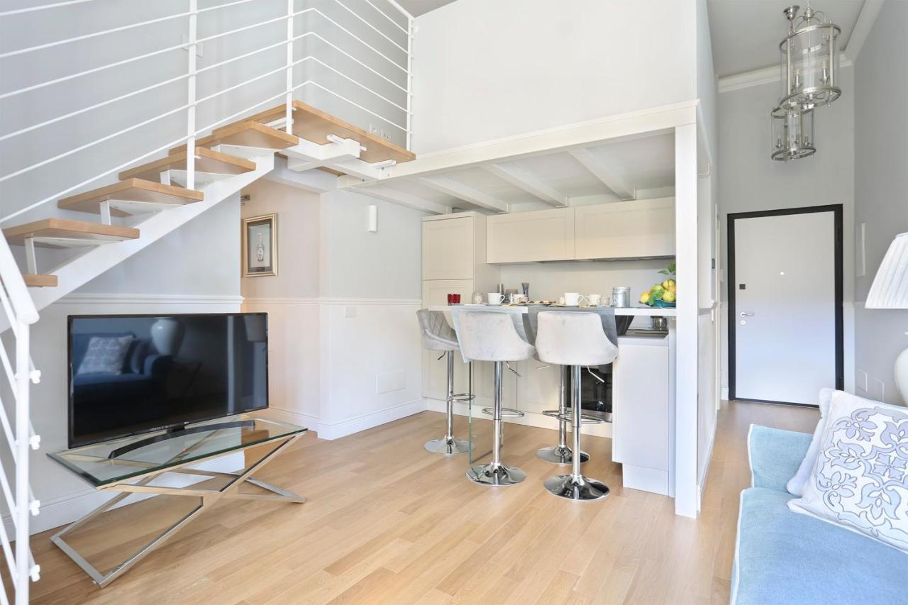Design Apartment In The Heart Of Florence - Hosted By Sweetstay المظهر الخارجي الصورة